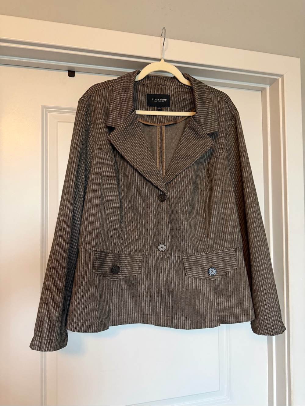 Liverpool Los Angeles Brown Striped Peplum Stretch Blazer 3X